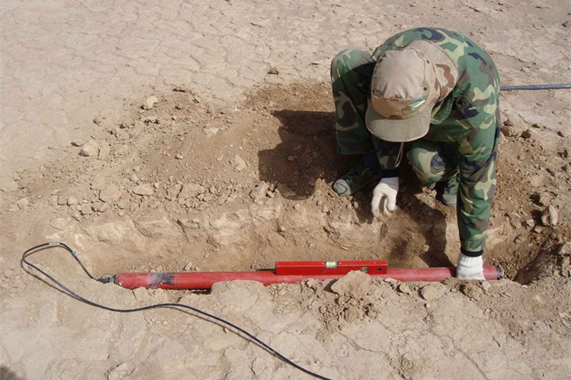 121636687660134894.jpeg 2埋設磁棒.jpg